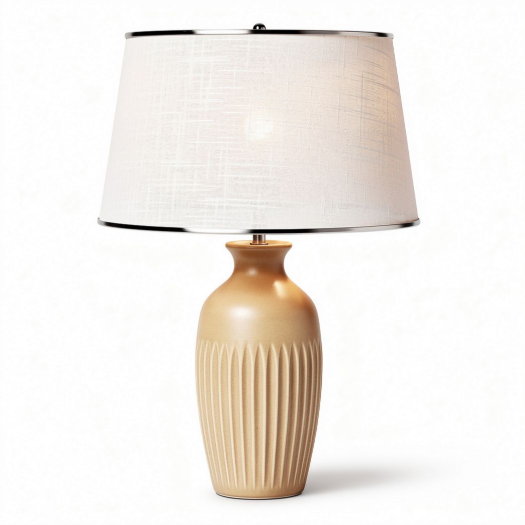 Beige tafellamp van keramiek met stoffen lampenkap 30 x 30 x 50cm